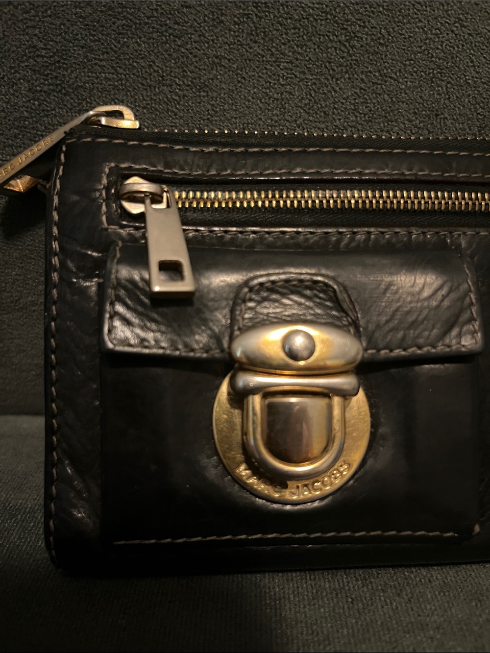 Marc Jacobs Black Leather Wallet with Gold Hardware - Picture 2 of 15
